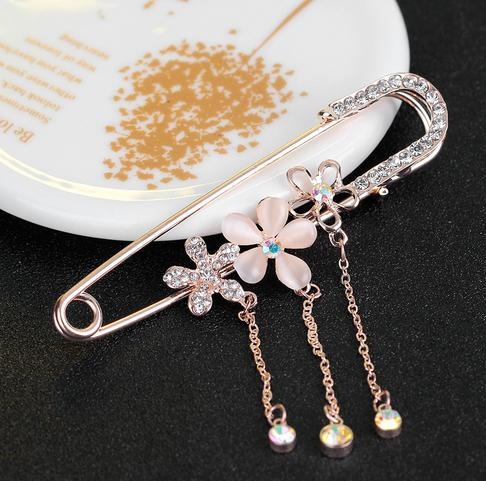 Flowered Luxury Hijab Pins