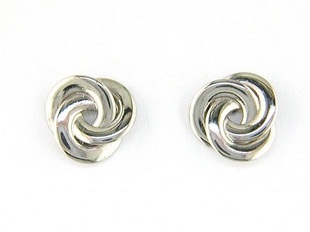 platinum-jewellery-platinum-ear-studs