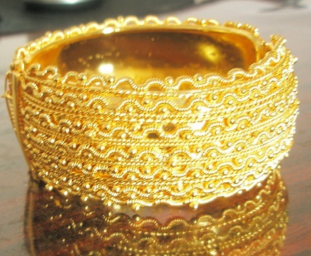 Designer Single Gold Plated Bangle 4