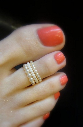 pearl-toe-ring