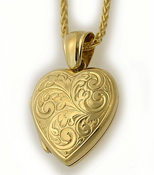 golden-heart-locket