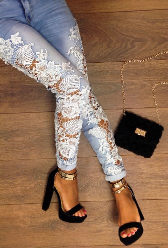 Jeans with Lace Work