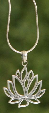 lotus-pendant