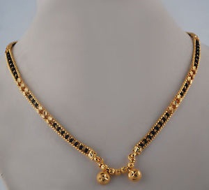 Black Bead With Gold Border Pendant Mangalsutra3