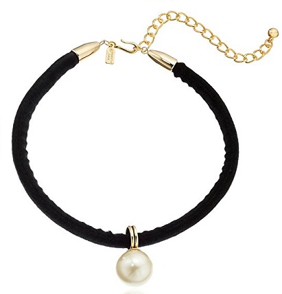 Black Velvet Choker with Pearl Drops