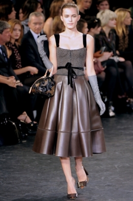 Fall/Winter 2020 Full Skirt Fashion