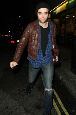 Robert Pattinson Fashion Style