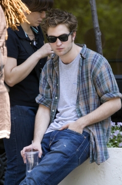 Robert Pattinson Fashion Style