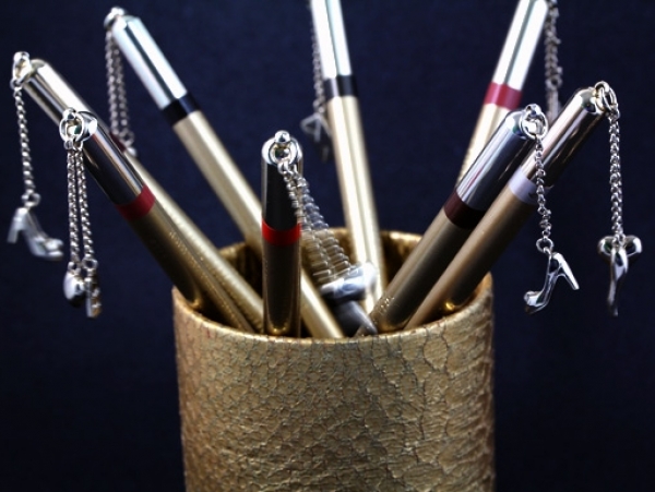 Dolce &#038; Gabbana Charm Pencils for Valentine&#8217;s Day