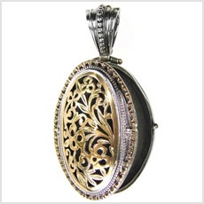 silver-and-gold-lockets3