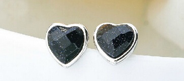 black-and-silver-heart-earrings-for-men