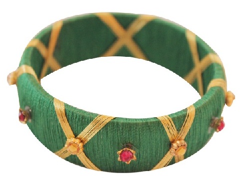 Flower pattern thread bangles