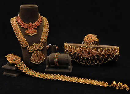 temple-design-bridal-jewellery