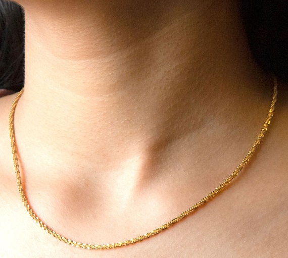 Delicate Twirl Gold Chain