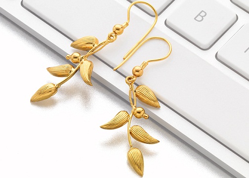 Leaf Pattern 4 gm Earrings