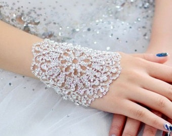 beautiful-bracelet-crystal-jewellery-design-5