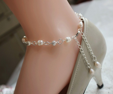 Trendy Freshwater Oval Pearl Anklets