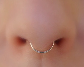 Simple Hoop Septum Ring