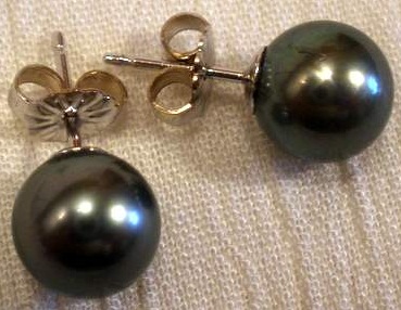 Black Pearl Stud Earrings