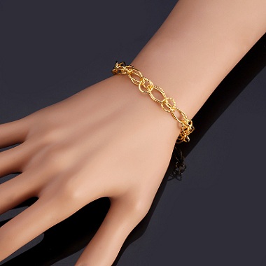 golden-chain-bracelets-for-women-2