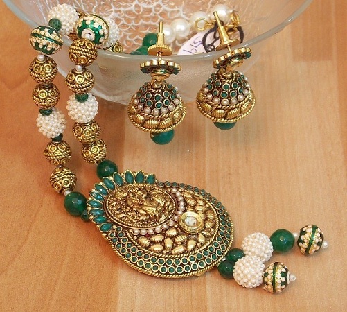 Trendy Gold Plated Green Pearl Set