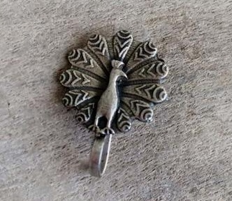 Peacock Motif Nose Clip