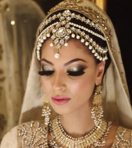 Royal Bridal Maang Tikka6