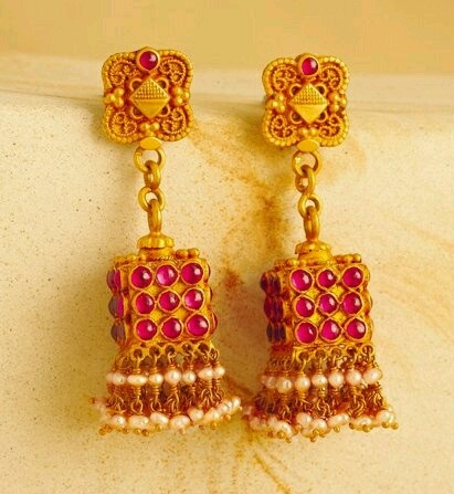 temple-jewelry-jhumka-beautiful-jhumka-for-diwali-9