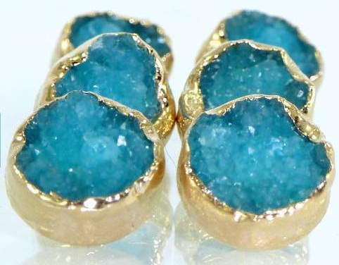 the-blue-druzy-stud-earrings4