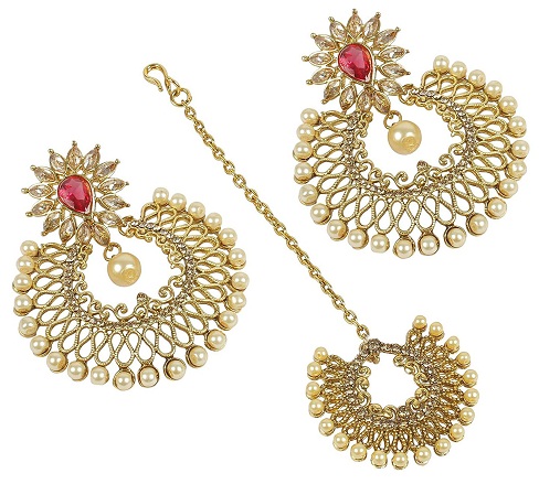 Traditional Maang Tikka and Earring Sets