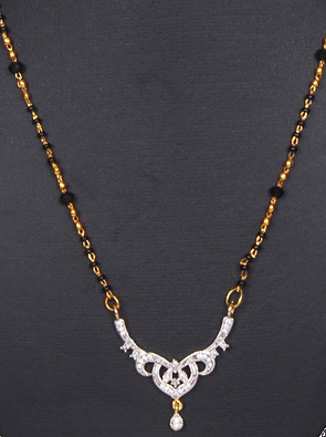 Golden chain American diamond set