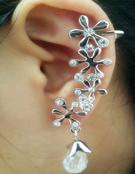 floral-ear-pin-23