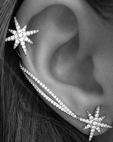 snowflake-ear-pin24