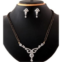 Imitation mangalsutra